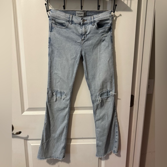 Abercrombie Kids Low Rise BootCut Jeans Size 15/16 Short - Picture 1 of 3